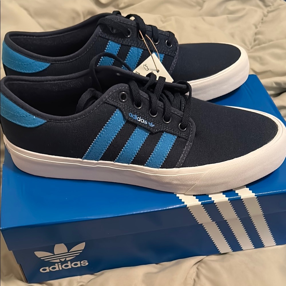 New ADIDAS Seeley XT Shoes Size  9
